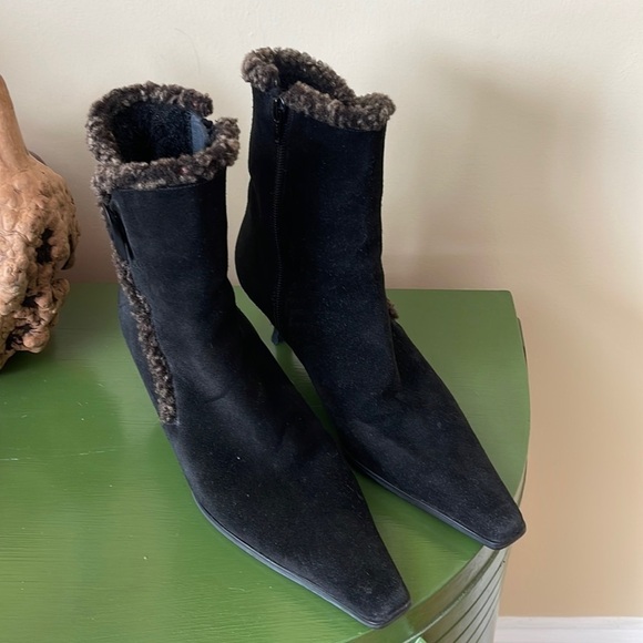 Stuart Weitzman 🎈sale🎈black suede boots - Picture 1 of 7